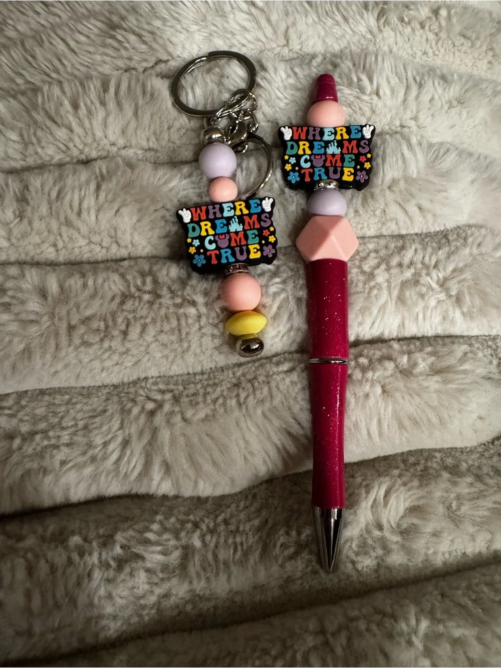 Disney keychain and pen set